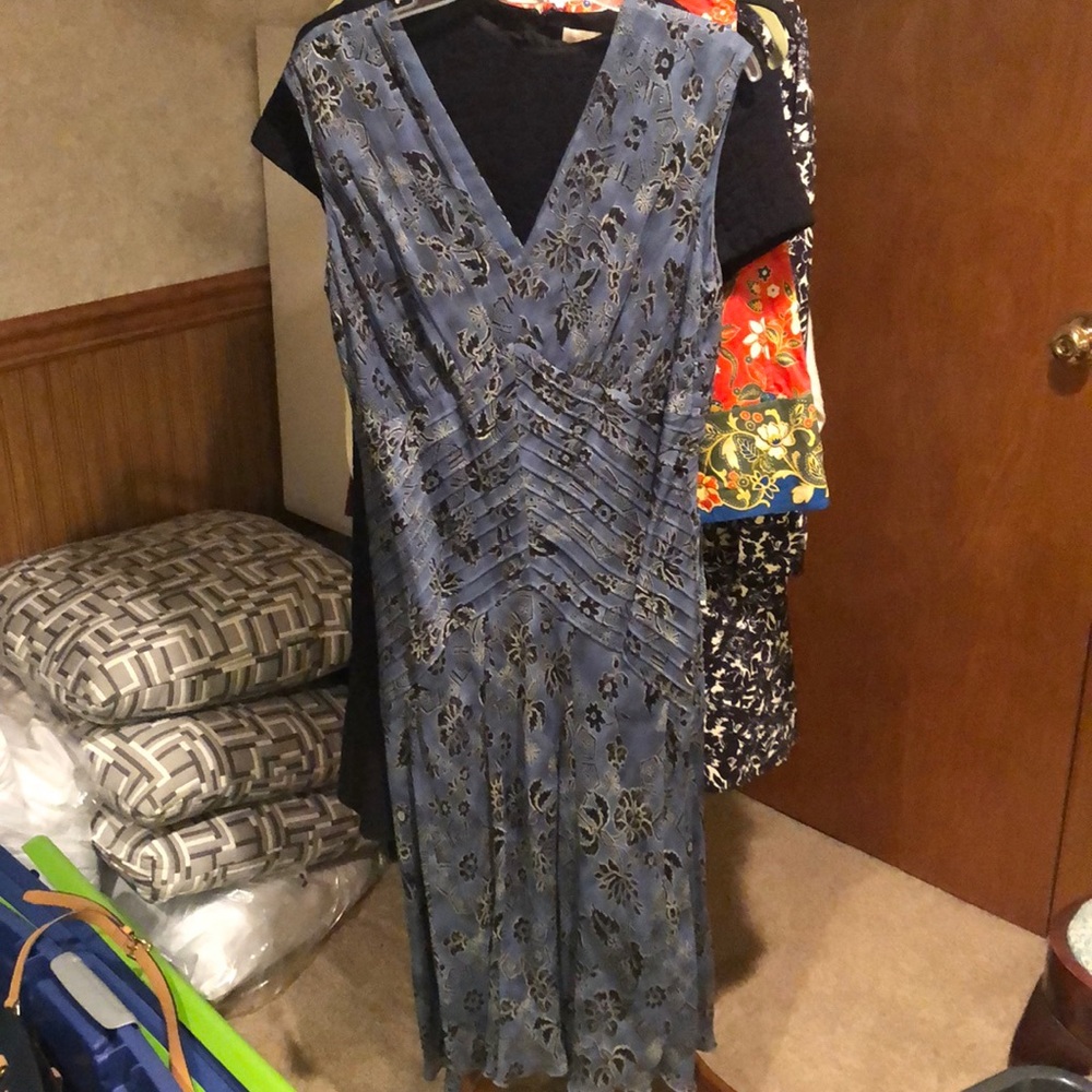 Jones New York blue dress
